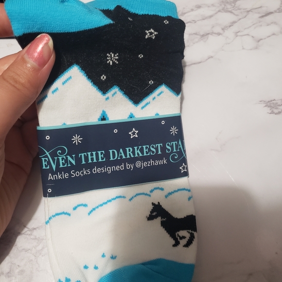 Even the Darkest Star, socks mountains, Fairyloot - Picture 2 of 2